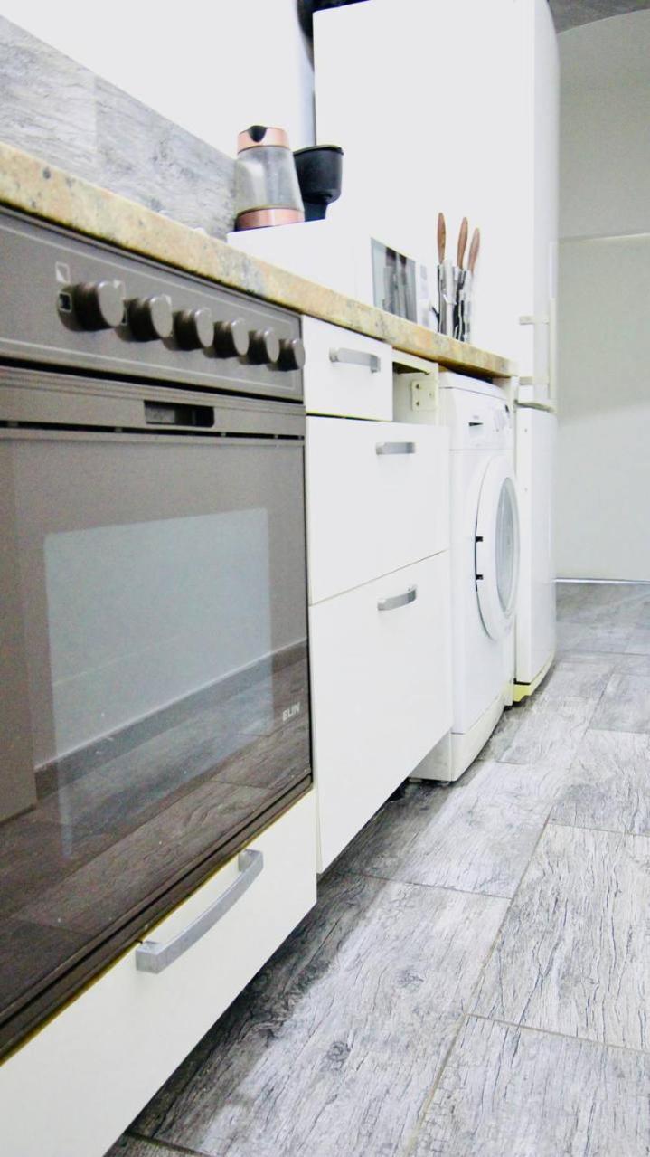 וינה Family Studio In Akh Area מראה חיצוני תמונה