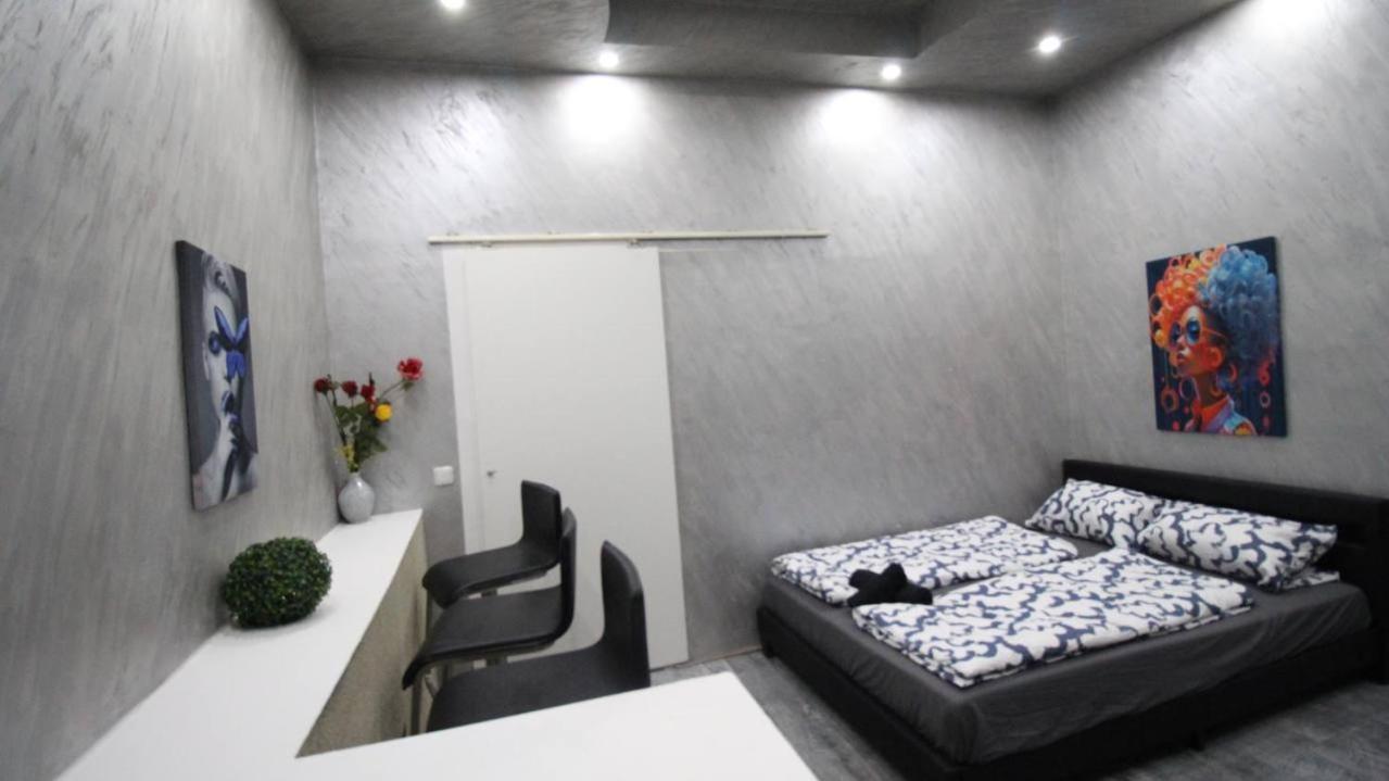 וינה Family Studio In Akh Area מראה חיצוני תמונה